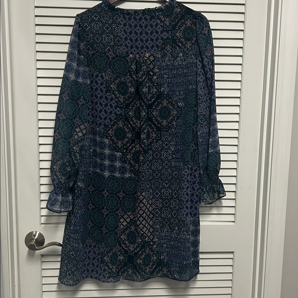 Jessica Howard Patchwork Look Flowy Dress with Sheer Sleeves in Navy and Teal - Picture 3 of 7
